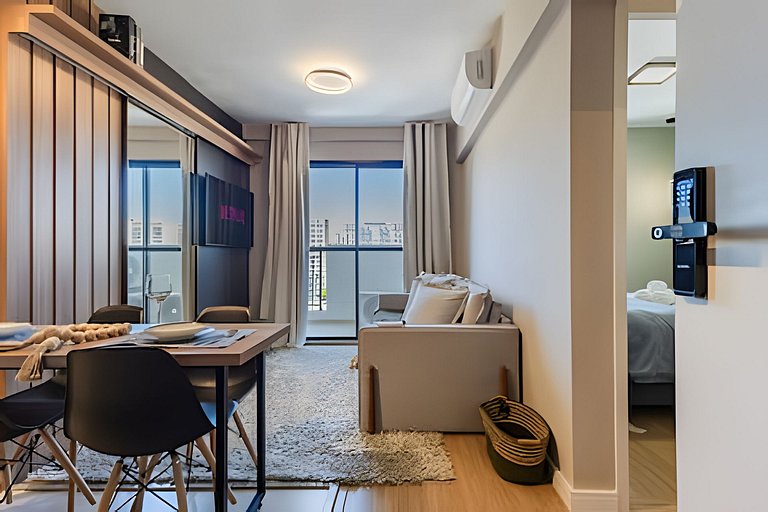 Apto Luxo, cama Queen, próx  Aeroporto, metrô shop