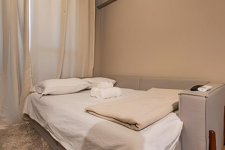 Apto Luxo, cama Queen, próx  Aeroporto, metrô shop