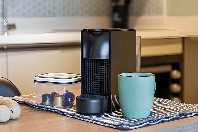 Apto Luxo, cama Queen, próx  Aeroporto, metrô shop