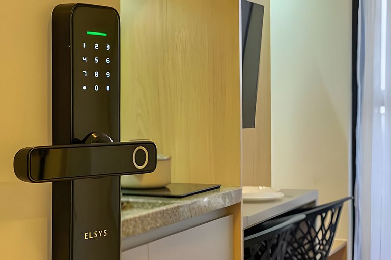 Apê vista Incrível,  Prox metro, Shop Ibira e Aero