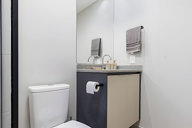 Ap climatizado, janela anti-ruído, prox aero/shop