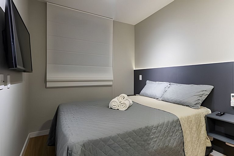 Ap climatizado, janela anti-ruído, prox aero/shop