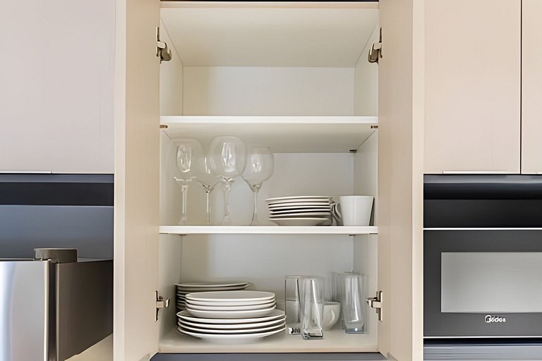 Ap climatizado, janela anti-ruído, prox aero/shop