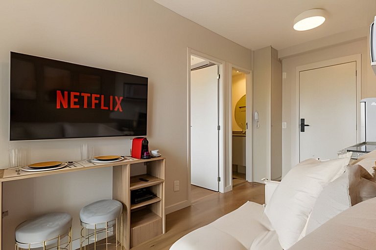 Apê NOVO, vista incrível 12º, cama Queen/7min Aero