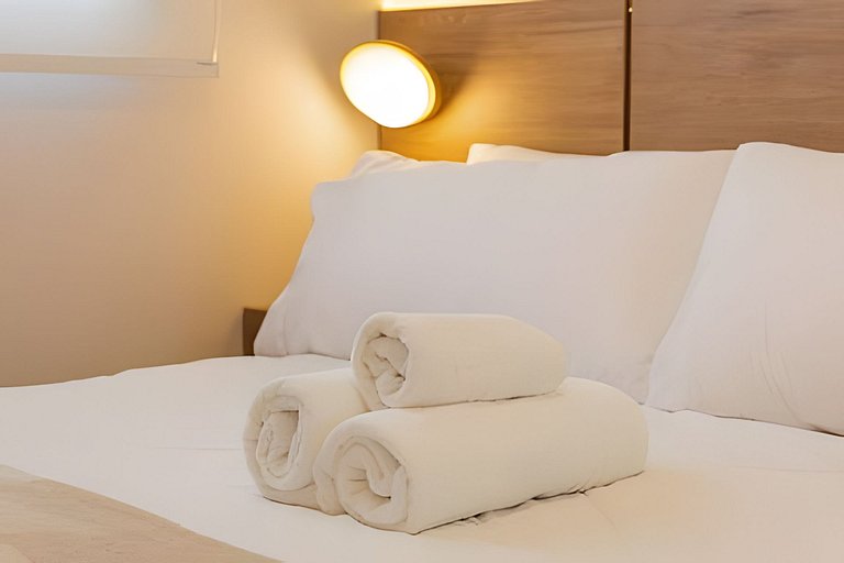 Apê NOVO, vista incrível 12º, cama Queen/7min Aero