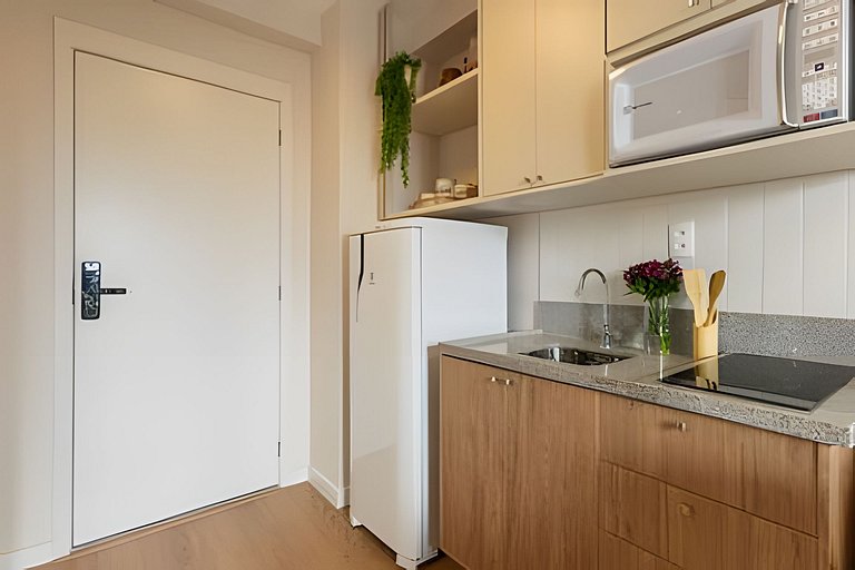 Apê NOVO, vista incrível 12º, cama Queen/7min Aero