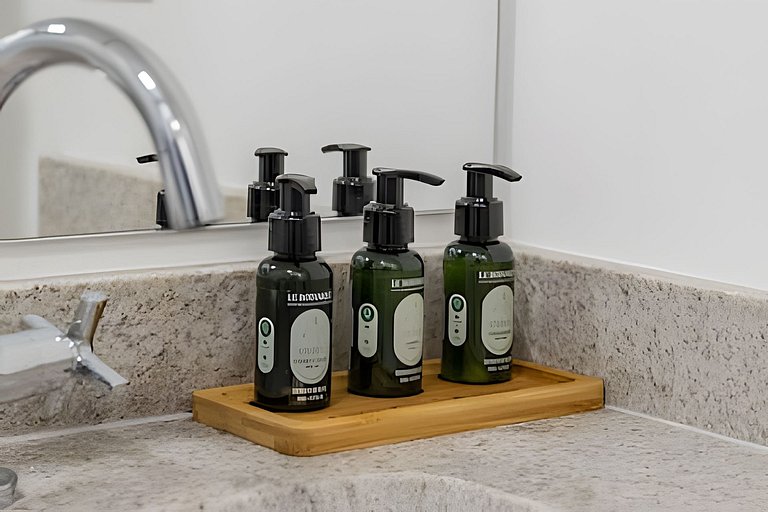 Studio Novo, cama Queen, prox  Ibirapuera e Metrô