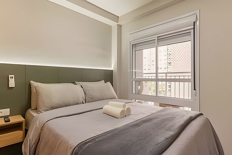 Apê Luxo de 2 quartos,  A/C Brooklin a 5min Metrô