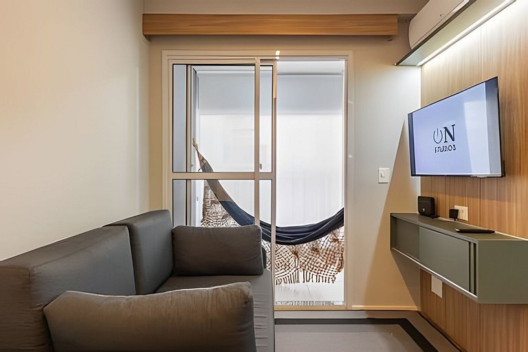 Apê Luxo de 2 quartos,  A/C Brooklin a 5min Metrô