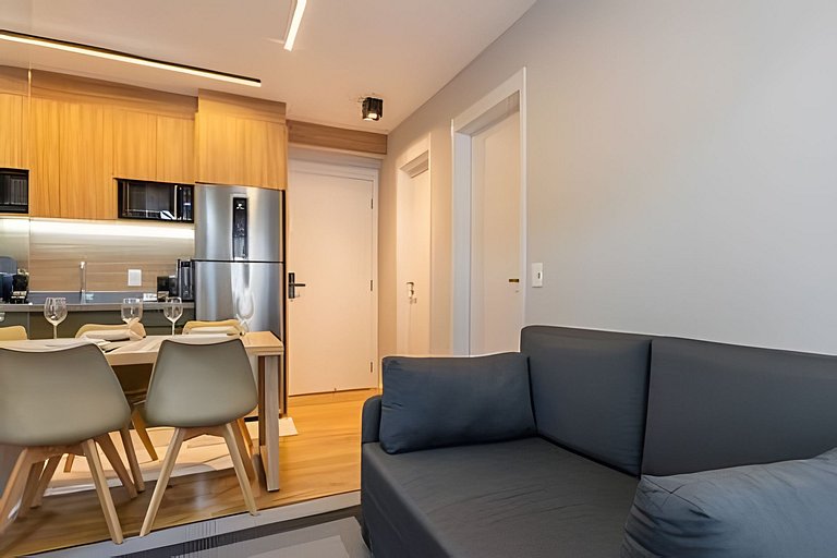 Apê Luxo de 2 quartos,  A/C Brooklin a 5min Metrô
