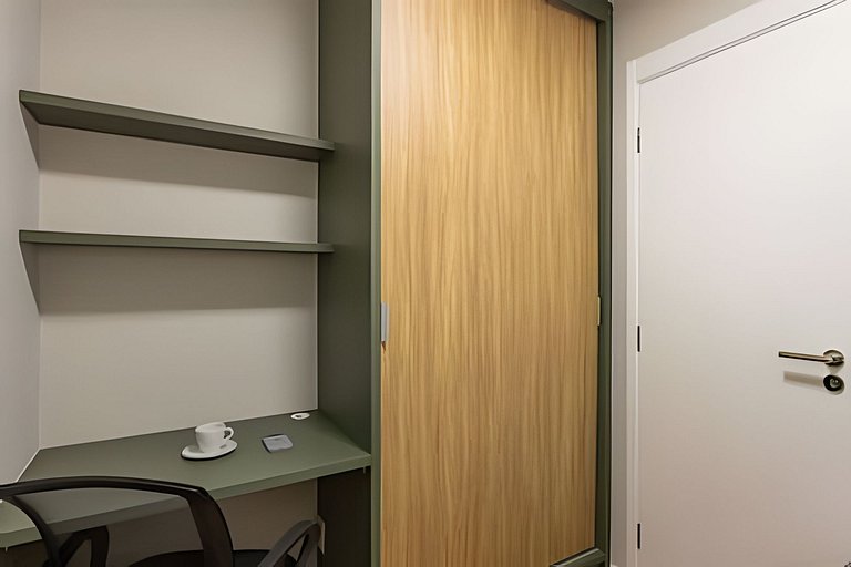 Apê Luxo de 2 quartos,  A/C Brooklin a 5min Metrô
