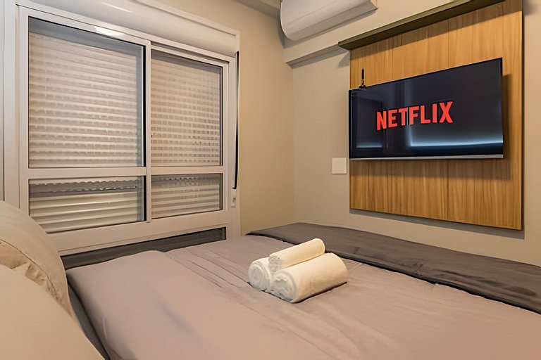 Apê Luxo de 2 quartos,  A/C Brooklin a 5min Metrô