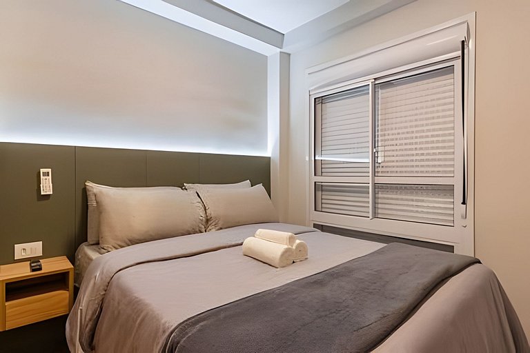 Apê Luxo de 2 quartos,  A/C Brooklin a 5min Metrô