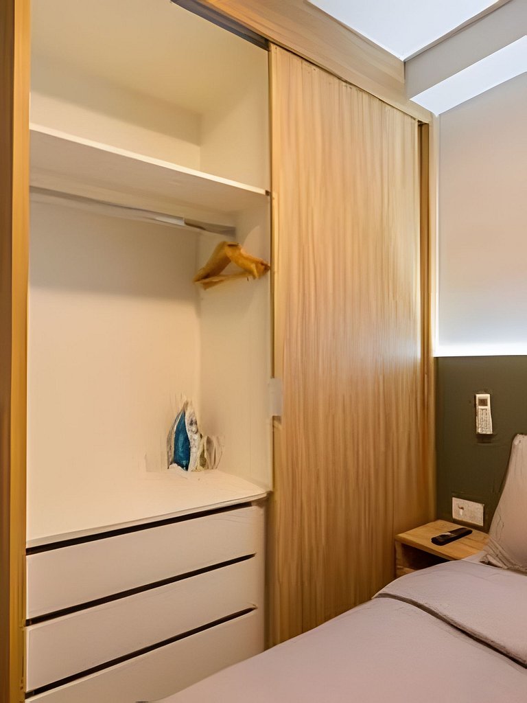 Apê Luxo de 2 quartos,  A/C Brooklin a 5min Metrô