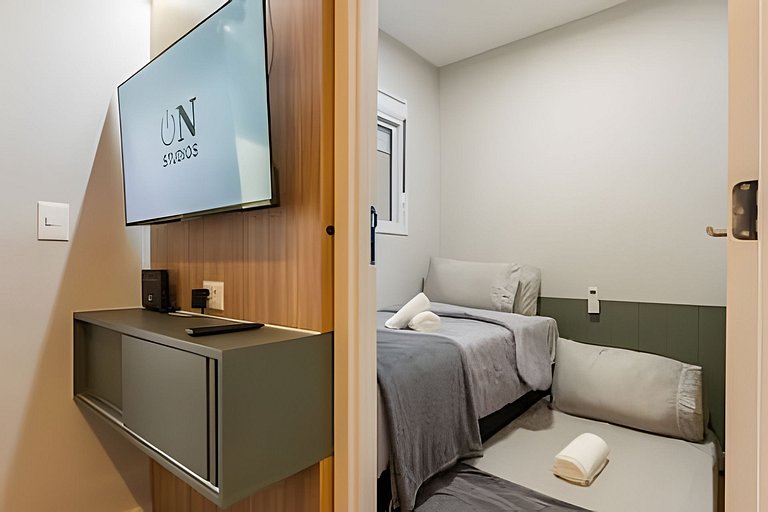 Apê Luxo de 2 quartos,  A/C Brooklin a 5min Metrô