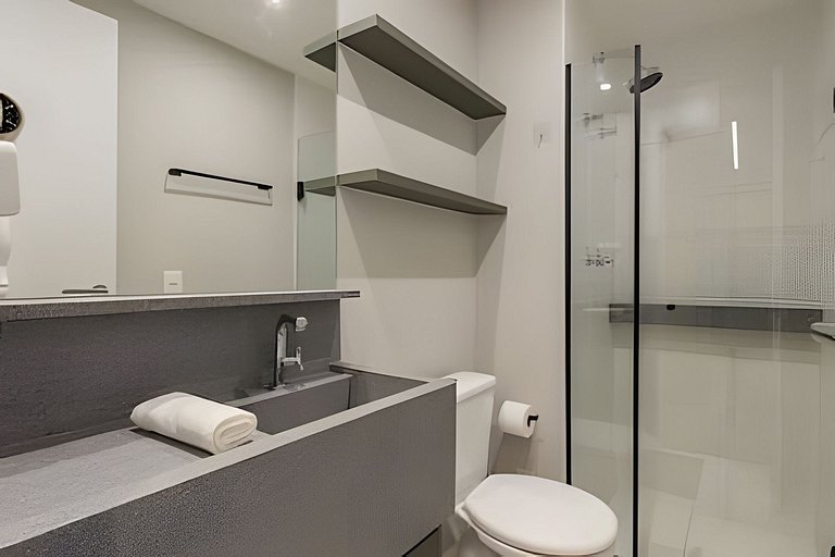 Apê Luxo de 2 quartos,  A/C Brooklin a 5min Metrô