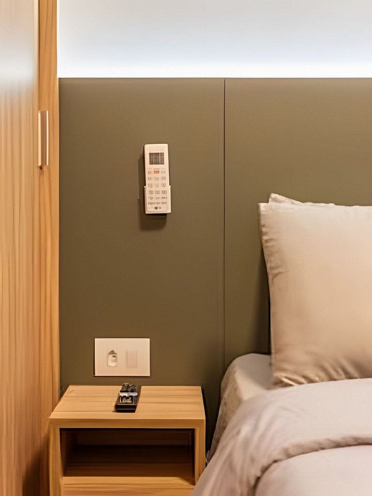 Apê Luxo de 2 quartos,  A/C Brooklin a 5min Metrô