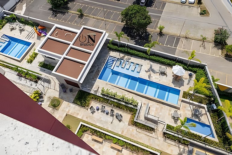 Apê Campolim, c/ vaga, piscina e 200m Shop e A/C