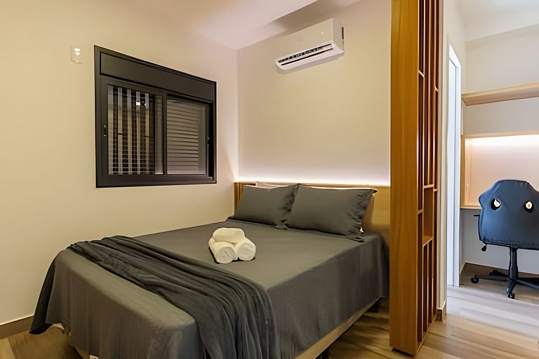 Apê Campolim, c/ vaga, piscina e 200m Shop e A/C