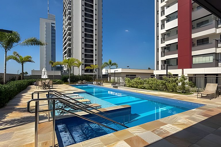 Apê Campolim, c/ vaga, piscina e 200m Shop e A/C