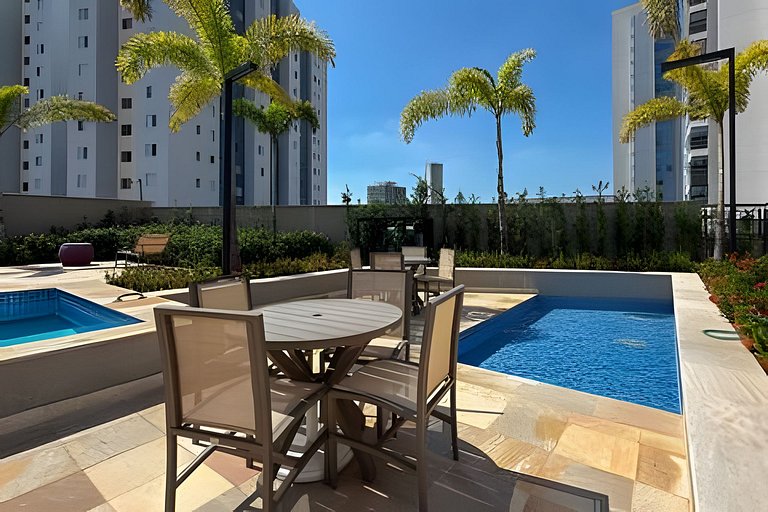 Apê Campolim, c/ vaga, piscina e 200m Shop e A/C