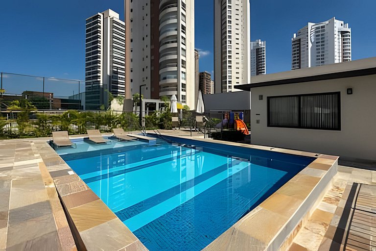Apê Campolim, c/ vaga, piscina e 200m Shop e A/C