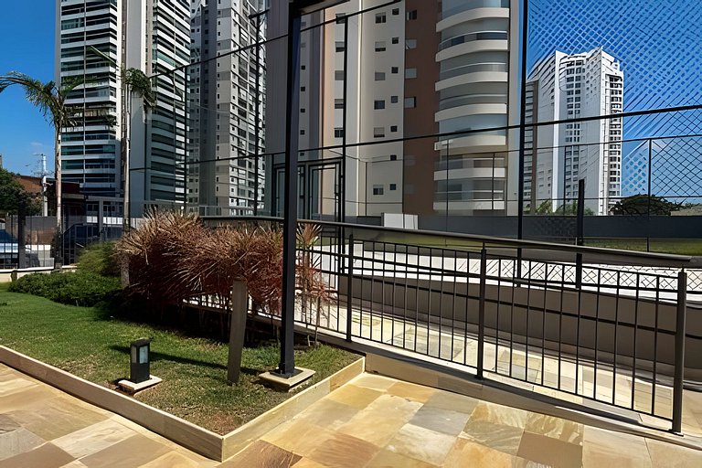 Apê Campolim, c/ vaga, piscina e 200m Shop e A/C