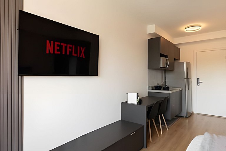 Studio Novo e completo prox Metrô Butantã